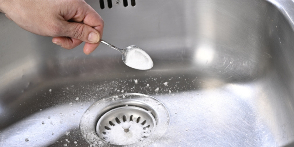 Clogged Drains - Baking Soda and Vinegar