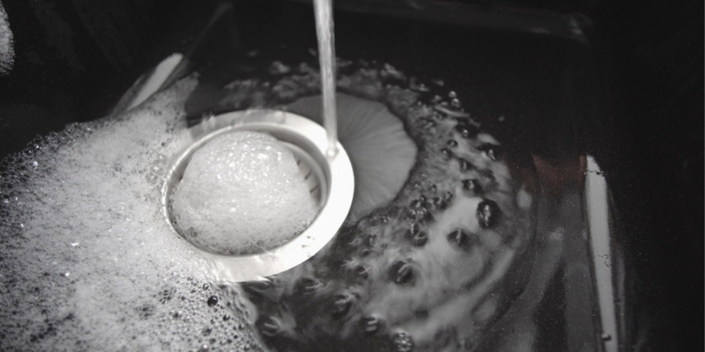 Clogged Drains - Hot Water and Dish Soap